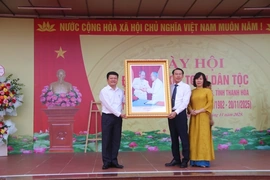 Trường THCS Đông Thọ tổ chức Ngày hội Đại đoàn kết toàn dân tộc và kỷ niệm ngày Nhà giáo Việt Nam