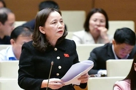 ĐBQH Cầm Thị Mẫn tham gia góp ý vào dự thảo Luật sửa đổi, bổ sung một số điều của Luật Giáo dục