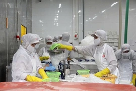 Các ngành sản xuất tăng tốc mùa cao điểm