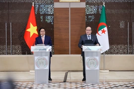 Tuyên bố chung về thiết lập quan hệ Đối tác Chiến lược giữa nước Cộng hòa xã hội chủ nghĩa Việt Nam và nước Cộng hòa Algeria Dân chủ và Nhân dân