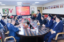 Đoàn công tác cấp cao tỉnh Thanh Hóa làm việc với Liên hiệp các tổ chức người Việt Nam và Hiệp hội các nhà doanh nghiệp Việt Nam tại Liên bang Nga