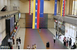 Nhiều hãng hàng không hủy chuyến “ vô thời hạn” đến Venezuela