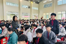 Nỗ lực xây dựng môi trường học đường không khói thuốc