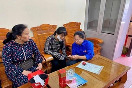 “Cầu nối” đưa công nghệ số đến với người dân vùng cao