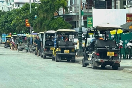 Quản lý xe bốn bánh gắn động cơ