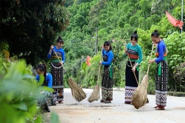 Người Thái ở bản Ngàm mong ước làm du lịch