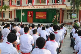 Giữ vững an ninh trật tự ở xã ven biển Hoằng Tiến