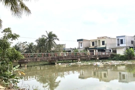 Thấp thỏm những cây cầu “già cỗi”