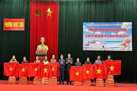 Hải đoàn 128 triển khai nhiều hoạt động hỗ trợ ngư dân vươn khơi, bám biển