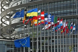 EC thông qua nghị quyết thành lập “Schengen quân sự”