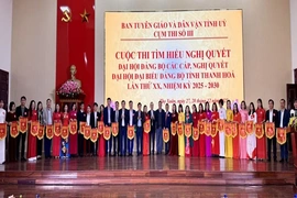 Tăng cường giáo dục chính trị, tư tưởng, đạo đức cho cán bộ, đảng viên