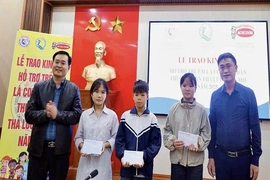 “Thả lưới ước mơ” đồng hành cùng trẻ em mồ côi xã Vạn Lộc