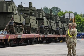 Ông Trump kêu gọi nâng ngân sách quốc phòng lên 1.500 tỉ USD, hối thúc cải tổ ngành công nghiệp quân sự