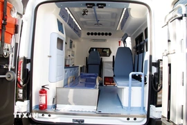 Hơn 300 cán bộ y tế phục vụ Đại hội lần thứ XIV của Đảng