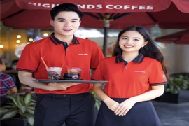 Chọn đồng phục Fast Uni, chọn sự chuyên nghiệp cho đồng phục quán cafe