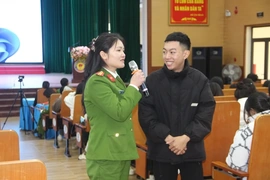 Tuyên truyền, phổ biến, giáo dục pháp luật cho học sinh, sinh viên