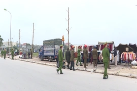 Thanh Hóa ra quân cao điểm giải tỏa các điểm họp chợ trái phép