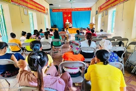 Đẩy mạnh “phủ sóng” tín dụng tài chính vi mô