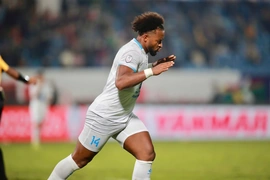 Nam Định sớm giành vé vào bán kết Cúp C1 Đông Nam Á; Patrik Lê Giang nhập tịch thành công