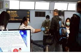 Nhiều nước châu Á tăng cường sàng lọc y tế tại sân bay đề phòng virus Nipah