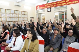 Cử tri tổ dân phố Ba Đình 6 tín nhiệm giới thiệu 6 người ứng cử đại biểu HĐND các cấp