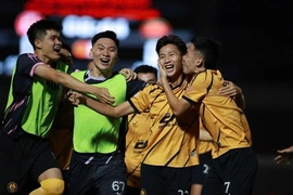 Lập cú đúp siêu phẩm, Đông Á Thanh Hóa giành chiến thắng quan trọng trên sân Thống Nhất