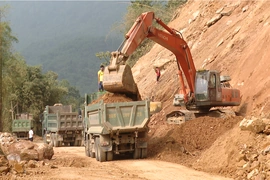 Nối lại mạch giao thông khu vực miền núi