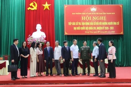 Những người ứng cử ĐBQH khóa XVI tiếp xúc cử tri, vận động bầu cử tại đơn vị bầu cử số 1