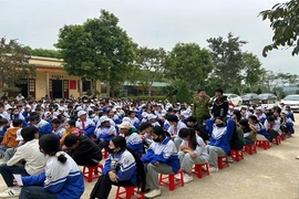 Xây dựng tình bạn đẹp - Nói không với bạo lực học đường