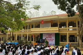 Văn Nho chủ động phổ biến pháp luật đến người dân