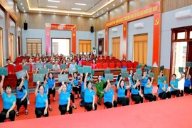 Phụ nữ Quang Trung gửi niềm tin vào lá phiếu