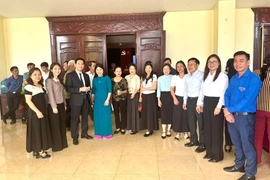 Hội nghị tiếp xúc cử tri, vận động bầu cử với những người ứng cử đại biểu HĐND tỉnh tại đơn vị bầu cử số 10