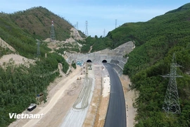8 hầm trên cao tốc Bắc-Nam sẽ hoàn thành thi công mở rộng trong năm nay