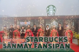 Fansipan chính thức có cửa hàng Starbucks cao nhất châu Á