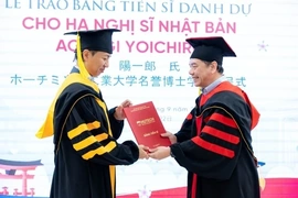 Từ 15/3, không dùng ’tiến sĩ danh dự“,”giáo sư danh dự' thay học hàm