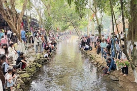 Khai thác giá trị di sản văn hóa&nbsp;để phát triển du lịch bền vững