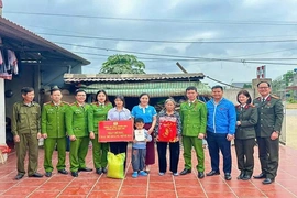 Những người “mẹ đỡ đầu”