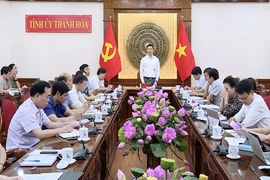 Cán bộ, đảng viên tiên phong bảo vệ nền tảng tư tưởng của Đảng