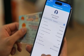 Từ 15/4, người dùng có thể tự xác thực SIM chính chủ qua VNeID