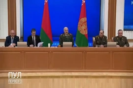 Tổng thống Lukashenko tuyên bố Belarus đang chuẩn bị cho kịch bản xung đột