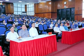 Báo chí, văn nghệ sĩ, trí thức phải đi đầu trong dẫn dắt tư tưởng, tạo đồng thuận xã hội