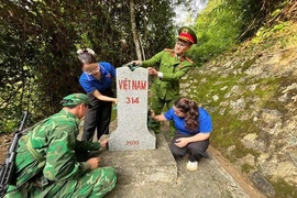 Tuổi trẻ bộ đội biên phòng với phong trào thanh niên tình nguyện