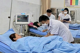 Từ Nghị quyết đến thực tiễn: Hành trình vì sức khỏe Nhân dân (Bài 1): Sức khỏe Nhân dân - “trục chính” của mọi quyết sách