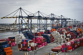 Mỹ tuyên bố áp thuế 50% với các nước cung cấp vũ khí cho Iran