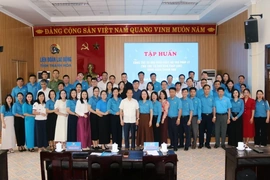 Tập huấn công tác tư vấn pháp luật, hỗ trợ pháp lý cho các tư vấn viên pháp luật công đoàn Thanh Hóa