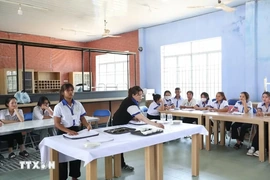 Lần đầu tiên quy định chức danh giáo viên sơ cấp hạng I, hạng II