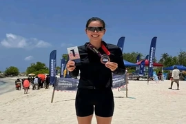 Ánh Viên gây sốt tại giải bơi quốc tế Oceanman Maldives 2026