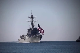 Mỹ tuyên bố phong tỏa Eo biển Hormuz, Iran đưa ra phản ứng cứng rắn