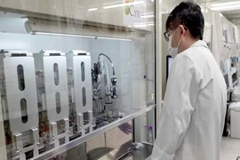 Thử nghiệm điều trị tái tạo khớp gối đầu tiên trên thế giới