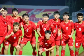U17 Việt Nam thống trị Đông Nam Á với kỷ lục 4 lần vô địch; Bayern treo thưởng cho chức vô địch Champions League